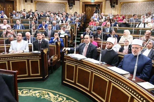 أيمن أبو العلا: نشعر بالفوضى المنتشرة بسبب الفتاوى غير المنضبطة شرعيا أيمن أبو العلا: نشعر بالفوضى المنتشرة بسبب الفتاوى غير المنضبطة شرعيا