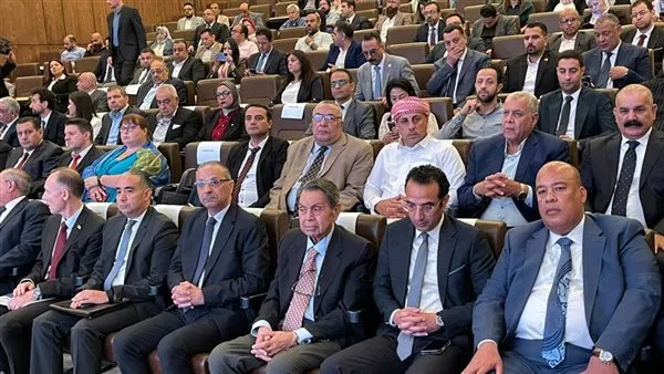 أيمن العشري: اللقاء المصري-البلغاري خطوة جديدة لتعزيز التعاون الاقتصادي أيمن العشري: اللقاء المصري-البلغاري خطوة جديدة لتعزيز التعاون الاقتصادي