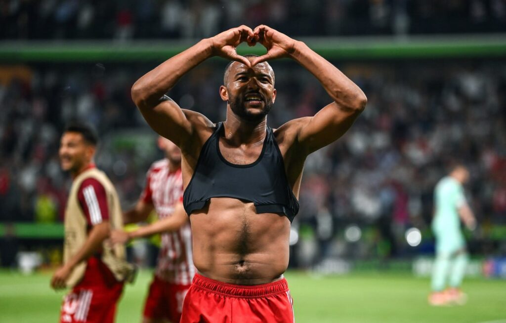 أيوب الكعبي يُشعل نار التنافس على لقب هدّاف الدوري اليوناني