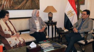 وزير الثقافة يبحث مع جمعية المكنز الإسلامي تعزيز التعاون في تدريب الكوادر وحفظ التراث