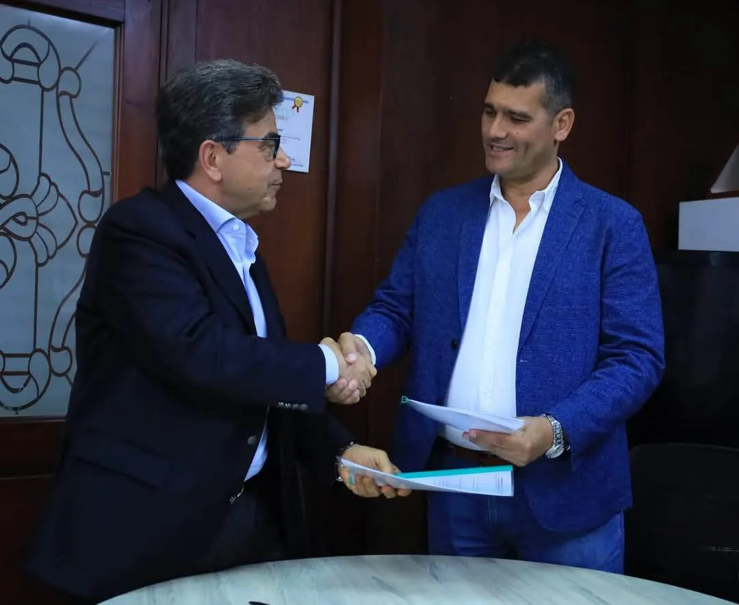 إبرام اتفاقية تعاون بين البيطريين ومعهد الأبحاث في التناسل الحيواني إبرام اتفاقية تعاون بين البيطريين ومعهد الأبحاث في التناسل الحيواني