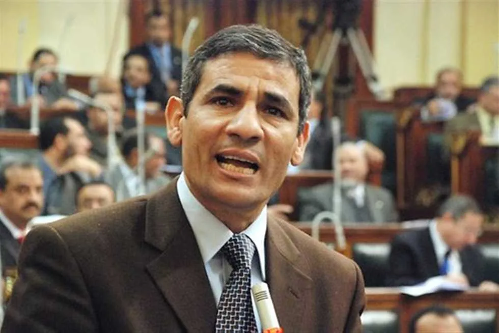 إبعاد محمد عبدالعليم داوود من الجلسة العامة لمجلس النواب بسبب عدم اتباعه قواعد النقاش. إبعاد محمد عبدالعليم داوود من الجلسة العامة لمجلس النواب بسبب عدم اتباعه قواعد النقاش.