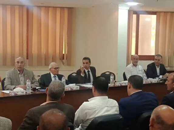 إجراء المقابلات للمرشحين لتجديد الوظائف الإشرافية في مديرية التربية والتعليم بكفر الشيخ. إجراء المقابلات للمرشحين لتجديد الوظائف الإشرافية في مديرية التربية والتعليم بكفر الشيخ.