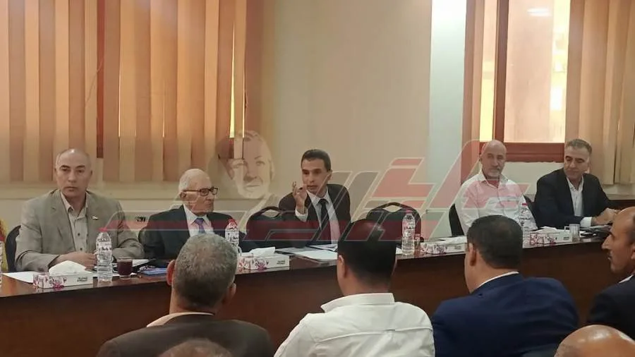 إجراء المقابلات مع المتقدمين لتجديد المناصب الإشرافية في تعليم كفر الشيخ