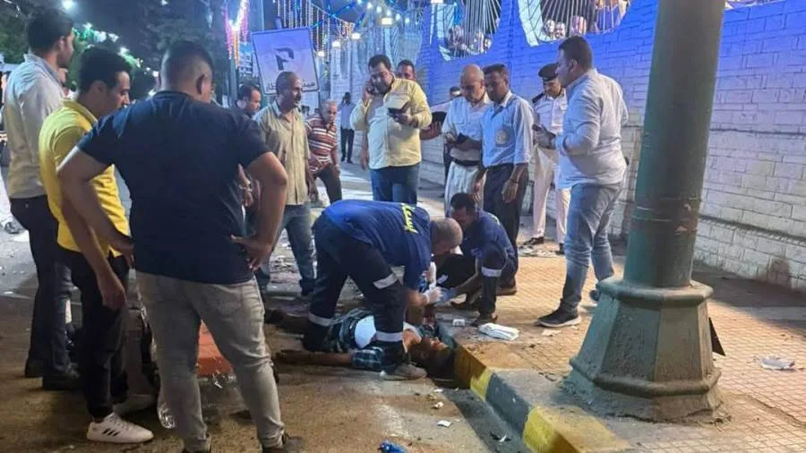 إجراءات أمنية مشددة: إصابة شخصين جراء انفجار أسطوانة غاز بالقرب من مدينة ملاهي بالمنيا مع باتجاهات مرورية جديدة. إجراءات أمنية مشددة: إصابة شخصين جراء انفجار أسطوانة غاز بالقرب من مدينة ملاهي بالمنيا مع باتجاهات مرورية جديدة.