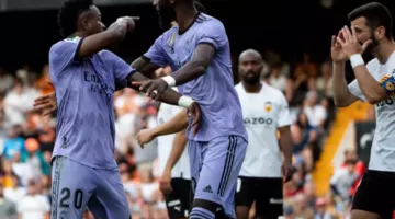 رسمياً: ريال مدريد يُعلن عن الحكم بالسجن على خمسة متهمين بسبب التصرفات العنصرية تجاه فينيسيوس.