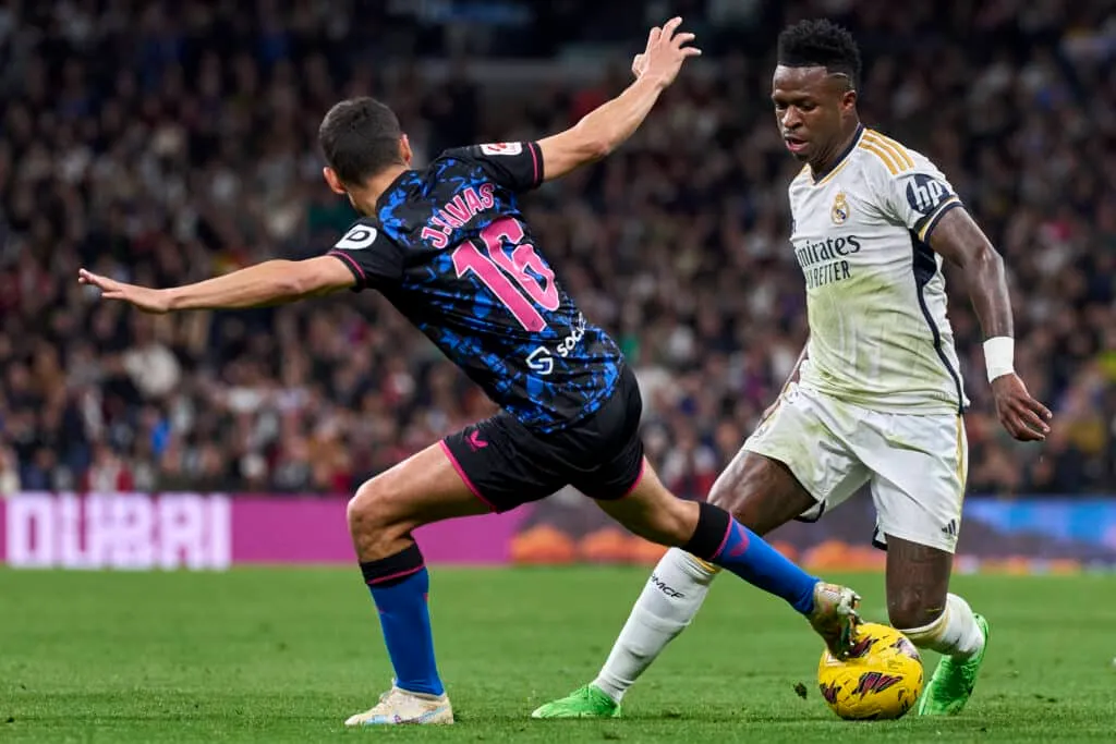 إحصائيات ونتائج تاريخية لمباراة إشبيلية ضد ريال مدريد في الدوري الإسباني إحصائيات ونتائج تاريخية لمباراة إشبيلية ضد ريال مدريد في الدوري الإسباني