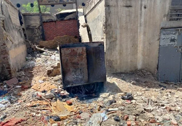 إخماد حريق في محطة كهرباء بمنطقة المصانع بشبرا الخيمة إخماد حريق في محطة كهرباء بمنطقة المصانع بشبرا الخيمة