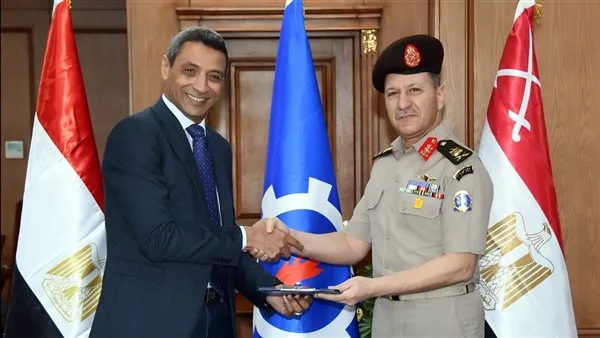 إدارة الإشارة بالقوات المسلحة تبرم اتفاق تعاون مع محافظة السويس إدارة الإشارة بالقوات المسلحة تبرم اتفاق تعاون مع محافظة السويس