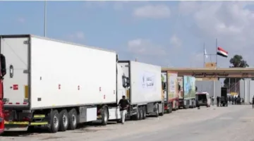 إذاعة الجيش الإسرائيلي: بدء وصول أول قافلة مساعدات إلى غزة اليوم
