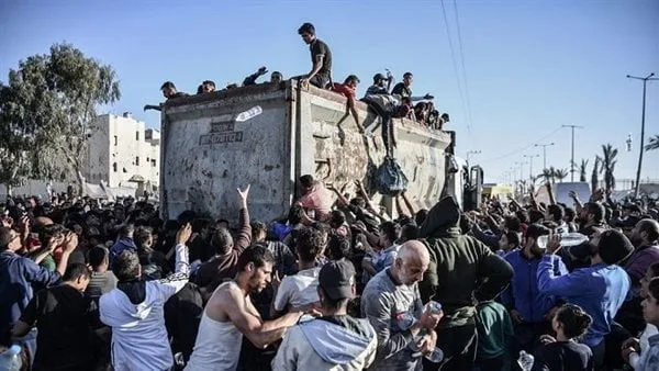إذاعة جيش الاحتلال: سيتم إنشاء 3 مراكز لتوزيع المساعدات في رفح الفلسطينية