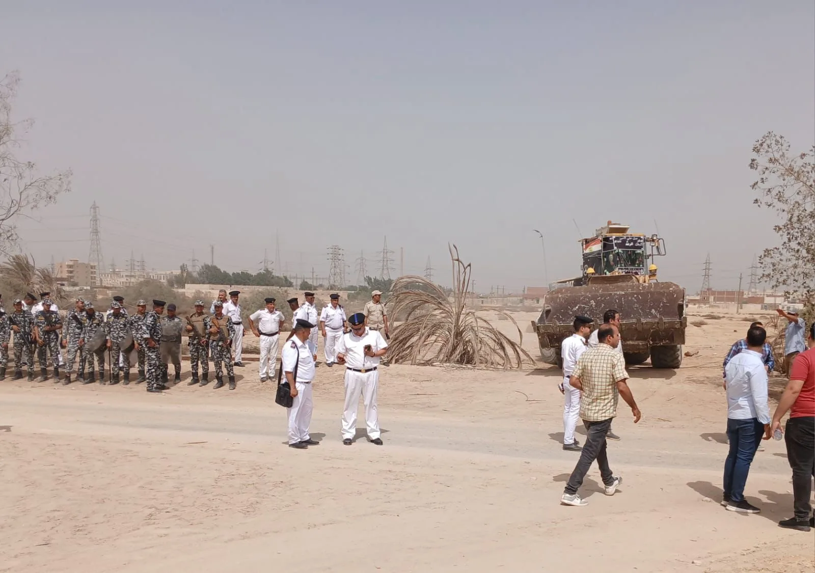 إزالة التعديات على 507 أفدنة في مدينتي بني سويف والفشن الجديدة إزالة التعديات على 507 أفدنة في مدينتي بني سويف والفشن الجديدة