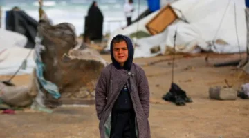 إسرائيل تزعم تقديم المساعدات، وحكومة غزة تتهم الاحتلال بإجراء حملة “تضليل منظم” للتستر على سياساته الإجرامية وتؤكد “تفشي المجاعة”.