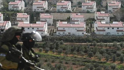 إسرائيل تعلن عن إنشاء 22 مستوطنة يهودية جديدة في الأراضي الفلسطينية المحتلة. إسرائيل تعلن عن إنشاء 22 مستوطنة يهودية جديدة في الأراضي الفلسطينية المحتلة.