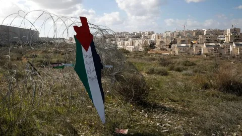 إسرائيل توافق سرًا على إنشاء 22 مستوطنة في الضفة الغربية. إسرائيل توافق سرًا على إنشاء 22 مستوطنة في الضفة الغربية.