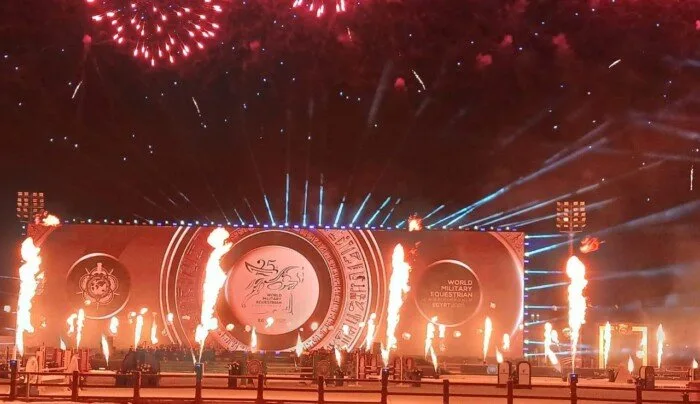 إشادة كبيرة بالافتتاح المبهر لبطولة العالم العسكرية للفروسية
