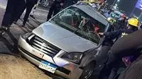 إصابة 10 أفراد في حادث تصادم خطير على الطريق الدائري بأكتوبر