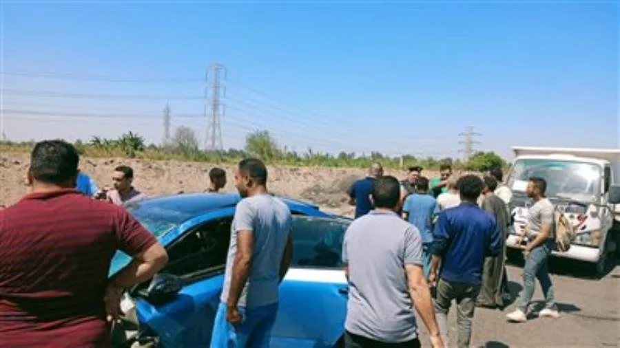إصابة 11 فردًا جراء انقلاب ميكروباص على طريق كفر حمزة في شبين القناطر إصابة 11 فردًا جراء انقلاب ميكروباص على طريق كفر حمزة في شبين القناطر