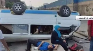 إصابة 7 أفراد نتيجة انقلاب ميكروباص على الطريق الدائري الأوسط