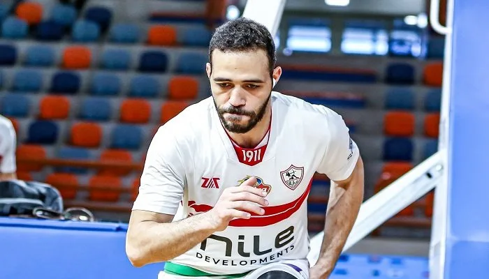 إصابة عمر هشام، لاعب كرة السلة لنادي الزمالك، بتمزق في وتر العرقوب. إصابة عمر هشام، لاعب كرة السلة لنادي الزمالك، بتمزق في وتر العرقوب.