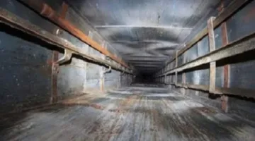إصابة فردين جراء سقوط مصعد داخل مبنى في البحيرة
