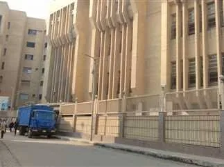 إصدار حكم بالسجن والغرامة بقيمة 200 ألف جنيه على سائقين بتهمة ترويج المخدرات في شبرا الخيمة. إصدار حكم بالسجن والغرامة بقيمة 200 ألف جنيه على سائقين بتهمة ترويج المخدرات في شبرا الخيمة.