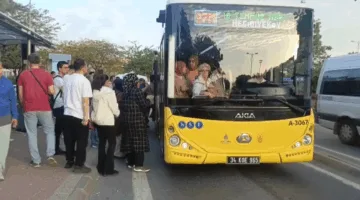 إضراب غير متوقع يوقف حركة النقل في إسطنبول: 3 آلاف حافلة متوقفة عن العمل الخميس 22 مايو