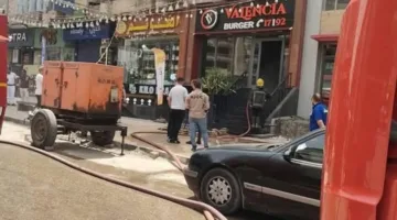 إطفاء حريق كبير في مطعم فالينسيا للشواء بعباس العقاد | صور