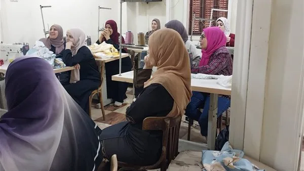 إطلاق أول برنامج تدريبي للفتيات في مركز ريادة المرأة الريفية بالمنوفية إطلاق أول برنامج تدريبي للفتيات في مركز ريادة المرأة الريفية بالمنوفية