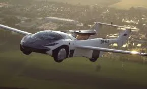 إطلاق أول سيارة طائرة في الأسواق بداية عام 2026