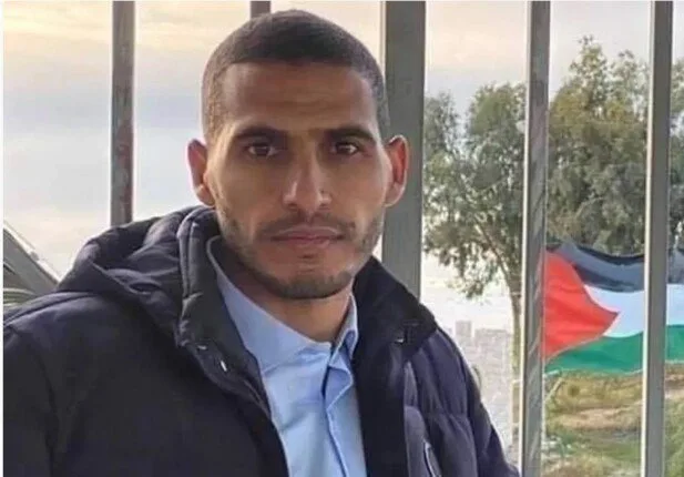 إطلاق النار على الصحفي الفلسطيني حسن إصليح داخل مجمع ناصر الطبي في خان يونس