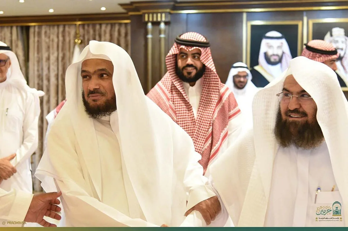إطلاق تطبيق “المساعد الذكي” لخدمة زوار المسجد النبوي من الحجاج والمعتمرين إطلاق تطبيق “المساعد الذكي” لخدمة زوار المسجد النبوي من الحجاج والمعتمرين