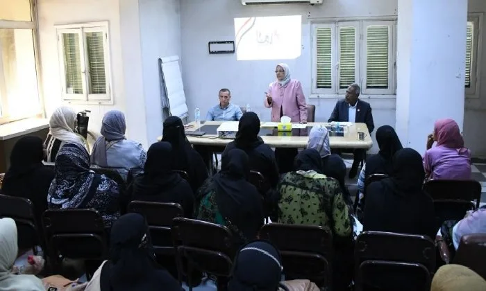 إطلاق مجموعة من الدورات التدريبية لمبادرة «معًا بالوعي نحميها» في أسوان إطلاق مجموعة من الدورات التدريبية لمبادرة «معًا بالوعي نحميها» في أسوان