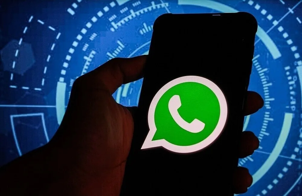 إطلاق ميزات جديدة لتخصيص وتفاعل مع الحالات في واتساب إطلاق ميزات جديدة لتخصيص وتفاعل مع الحالات في واتساب