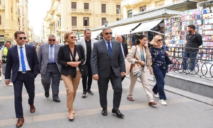 إعادة ترتيب حركة المرور وتحسين الأرصفة: استراتيجية متكاملة لت revitalization شارع «النبي دانيال» في الإسكندرية إعادة ترتيب حركة المرور وتحسين الأرصفة: استراتيجية متكاملة لت revitalization شارع «النبي دانيال» في الإسكندرية
