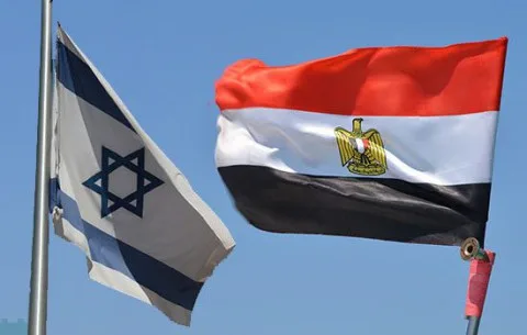 إعلام عبري يكشف عن تدهور في العلاقات بين مصر وإسرائيل بسبب حرب غزة.. القاهرة ترفض تعيين سفير إسرائيلي جديد إعلام عبري يكشف عن تدهور في العلاقات بين مصر وإسرائيل بسبب حرب غزة.. القاهرة ترفض تعيين سفير إسرائيلي جديد