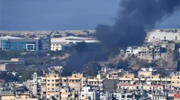 إعلام فلسطيني: قصف يستهدف مركزًا تابعًا للأونروا في شرق غزة