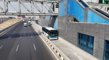 إغلاق كامل لطريق الواحات نتيجة للحافلة الترددية.. اكتشف الطرق البديلة المتاحة