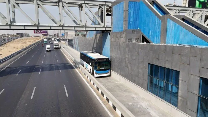 إغلاق كامل لطريق الواحات نتيجة للحافلة الترددية.. اكتشف الطرق البديلة المتاحة إغلاق كامل لطريق الواحات نتيجة للحافلة الترددية.. اكتشف الطرق البديلة المتاحة