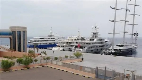 إغلاق ميناء الغردقة البحري نتيجة لتدهور الأحوال الجوية إغلاق ميناء الغردقة البحري نتيجة لتدهور الأحوال الجوية