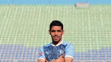 إقصاء محمد حمدي، لاعب بيراميدز، خلال مباراة سيراميكا كليوباترا