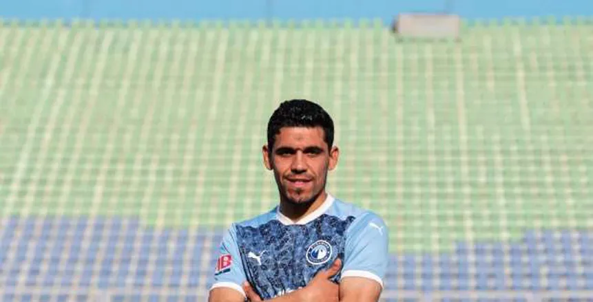 إقصاء محمد حمدي، لاعب بيراميدز، خلال مباراة سيراميكا إقصاء محمد حمدي، لاعب بيراميدز، خلال مباراة سيراميكا