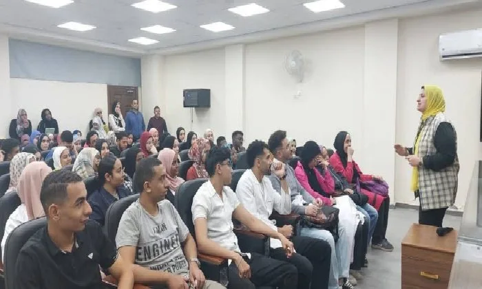 إكتشف أسباب ظاهرة التنمر وسبل علاجها.. جامعة حلوان تقيم مجموعة من الندوات التثقيفية والتوعوية حول هذا الموضوع.