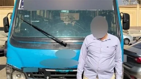 إلقاء القبض على سائق حافلة بسبب القيادة عكس الاتجاه في القاهرة إلقاء القبض على سائق حافلة بسبب القيادة عكس الاتجاه في القاهرة