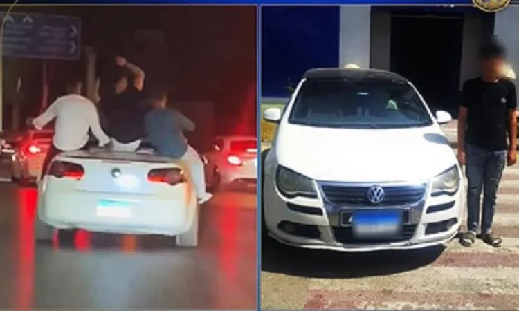 إلقاء القبض على سائق سيارة خاصة سمح لأشخاص بتسلق سطح السيارة وأداء استعراضات.
