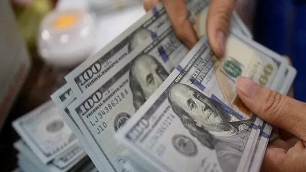إلقاء القبض على قضايا متعلقة بتجارة العملة بمبلغ 5 ملايين جنيه في غضون 24 ساعة. إلقاء القبض على قضايا متعلقة بتجارة العملة بمبلغ 5 ملايين جنيه في غضون 24 ساعة.