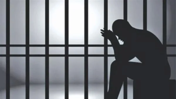 إلقاء القبض على مذنب بحوزته مواد مخدرة وأسلحة في الدقهلية إلقاء القبض على مذنب بحوزته مواد مخدرة وأسلحة في الدقهلية