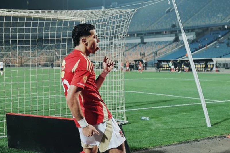 إمام عاشور يحصل على لقب أفضل هداف في الدوري المصري لموسم 2024-2025 إمام عاشور يحصل على لقب أفضل هداف في الدوري المصري لموسم 2024-2025