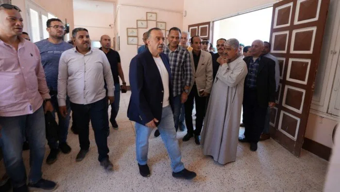 إنقاذ النحل الفرعوني: محافظ أسيوط يوجه باتخاذ خطوات عاجلة لتعزيز التنوع البيولوجي في محمية الوادي إنقاذ النحل الفرعوني: محافظ أسيوط يوجه باتخاذ خطوات عاجلة لتعزيز التنوع البيولوجي في محمية الوادي