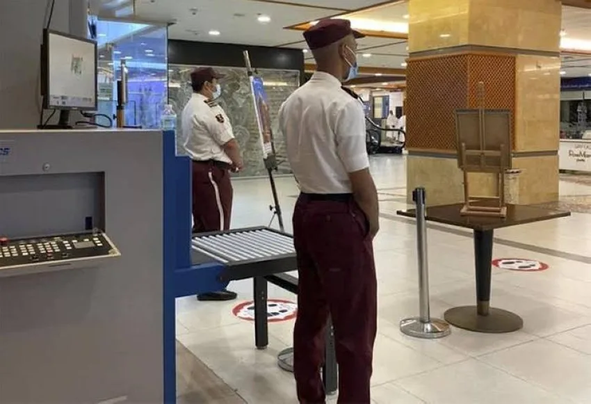 إهمال الحراسات الأمنية في 8 أنشطة خلال ساعات العمل إهمال الحراسات الأمنية في 8 أنشطة خلال ساعات العمل